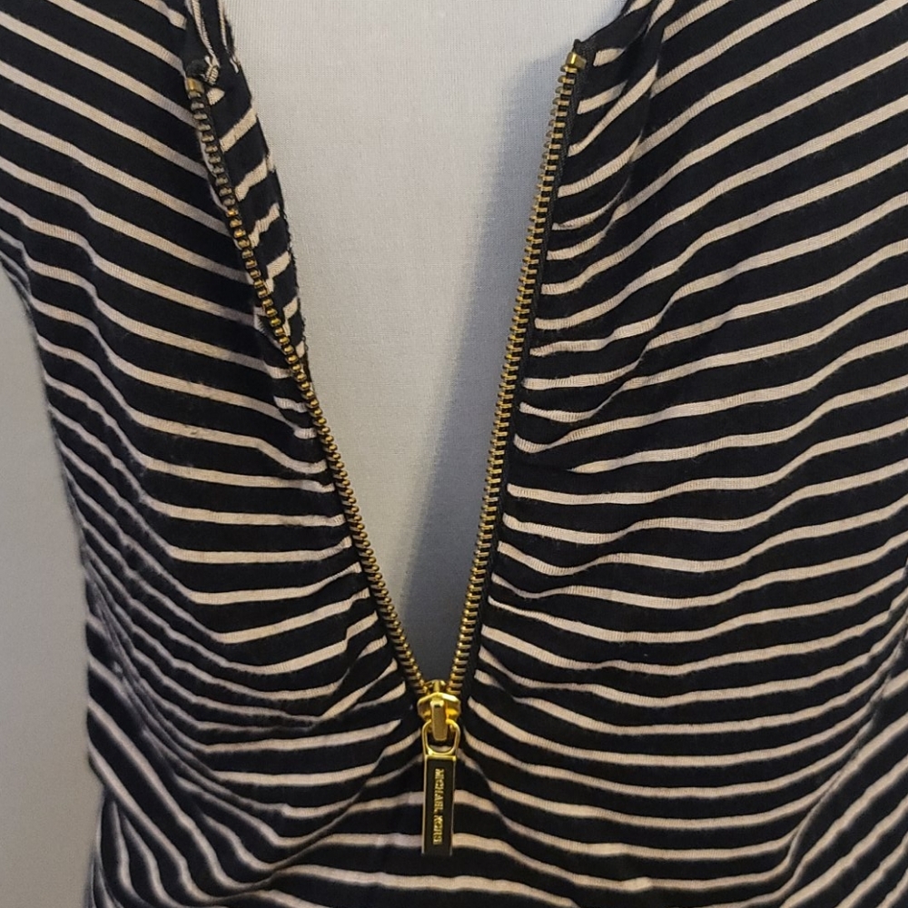 MK Striped Top with Zipper - Picture 4 of 8